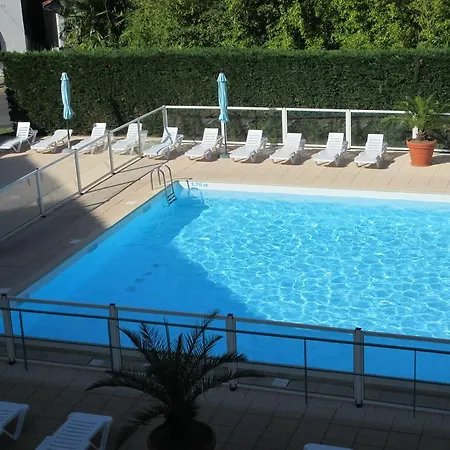Golf Et Nivelle Avec Piscine Et Parking *
